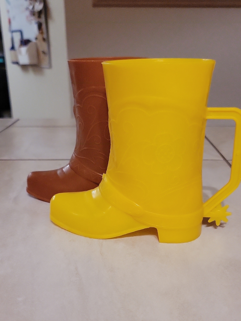 Pair Of Vintage Plastic Boot Kids Drinking Cups